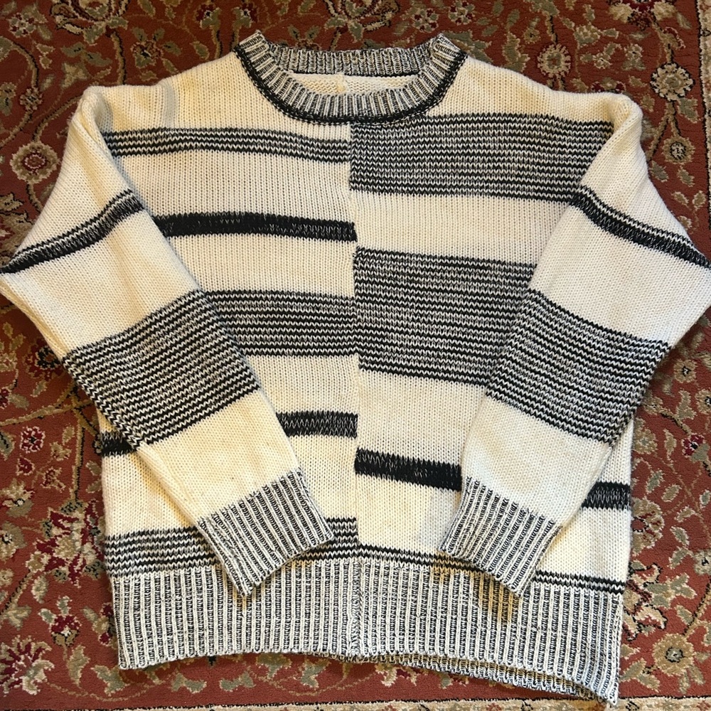 Vintage black and white color block sweater